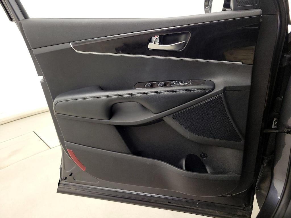 used 2017 Kia Sorento car, priced at $14,998