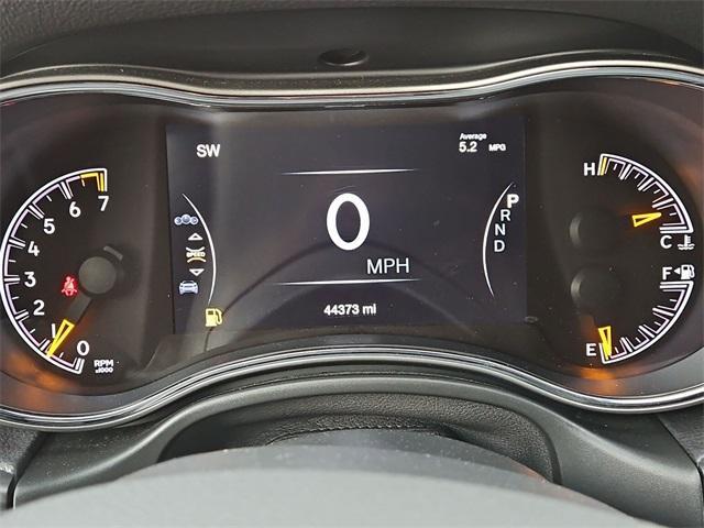 used 2022 Jeep Grand Cherokee WK car, priced at $27,000