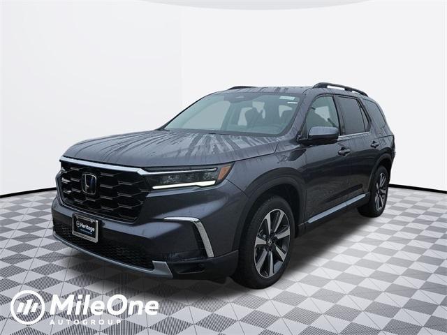 new 2025 Honda Pilot car, priced at $51,377