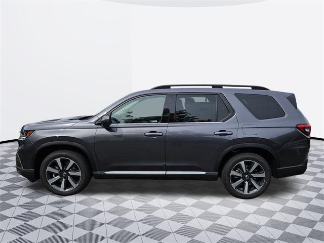 new 2025 Honda Pilot car, priced at $47,276