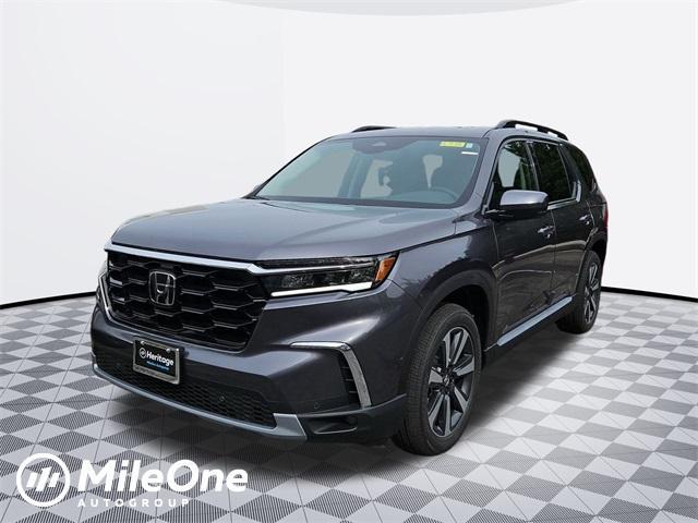 new 2025 Honda Pilot car, priced at $47,276