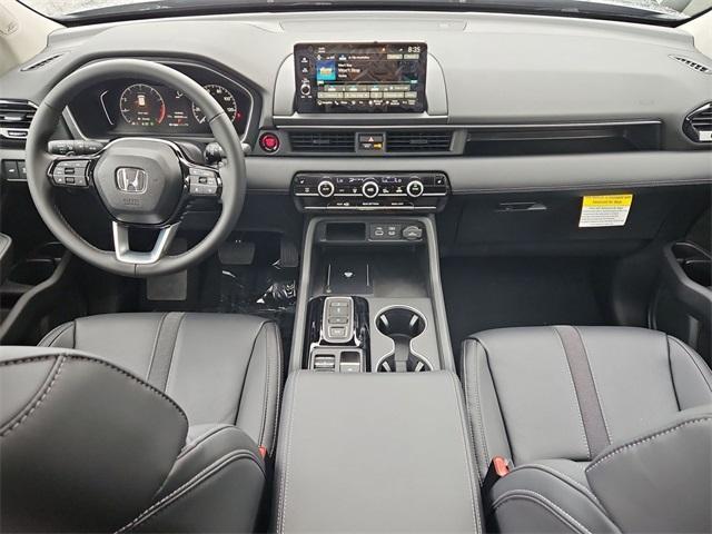 new 2025 Honda Pilot car, priced at $48,431