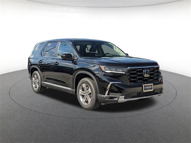 new 2025 Honda Pilot car, priced at $44,268