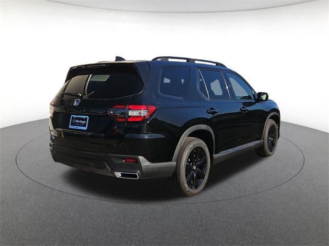 new 2025 Honda Pilot car, priced at $51,599