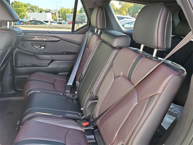 new 2025 Honda Pilot car, priced at $51,599