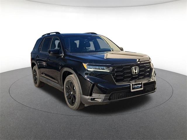 new 2025 Honda Pilot car, priced at $51,599