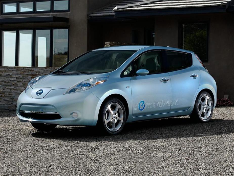 used 2015 Nissan Leaf car, priced at $6,500