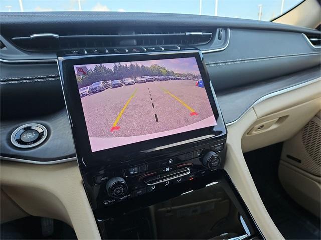 used 2022 Jeep Grand Cherokee car, priced at $31,000