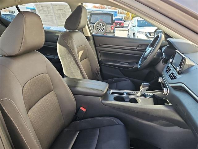 used 2023 Nissan Altima car, priced at $17,000