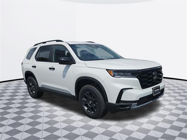 new 2025 Honda Pilot car, priced at $48,856