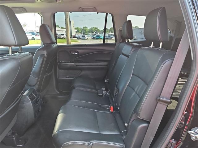 used 2021 Honda Pilot car, priced at $31,000