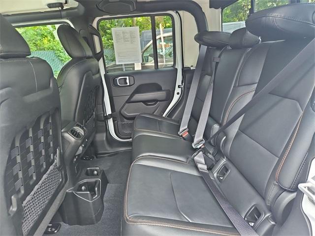 used 2022 Jeep Gladiator car, priced at $34,000