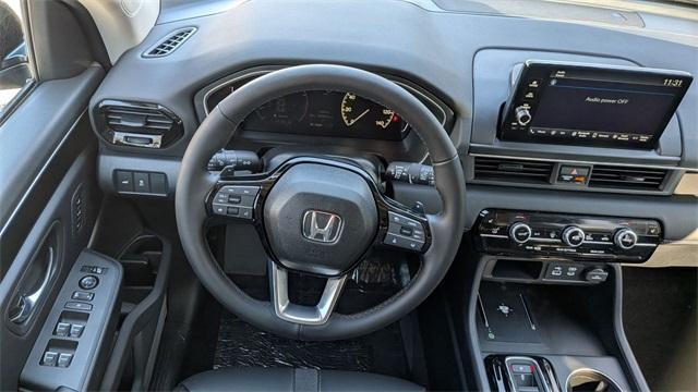 new 2025 Honda Pilot car, priced at $44,268