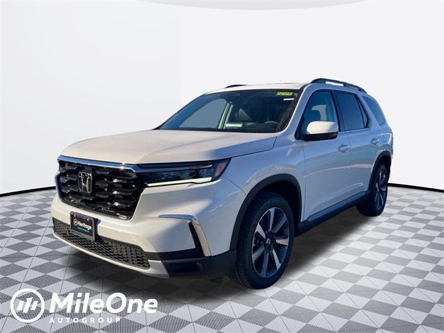 new 2025 Honda Pilot car, priced at $47,603