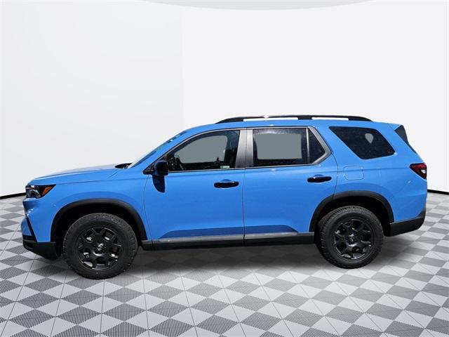 new 2025 Honda Pilot car, priced at $48,414