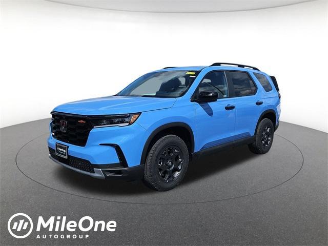 new 2025 Honda Pilot car, priced at $48,259