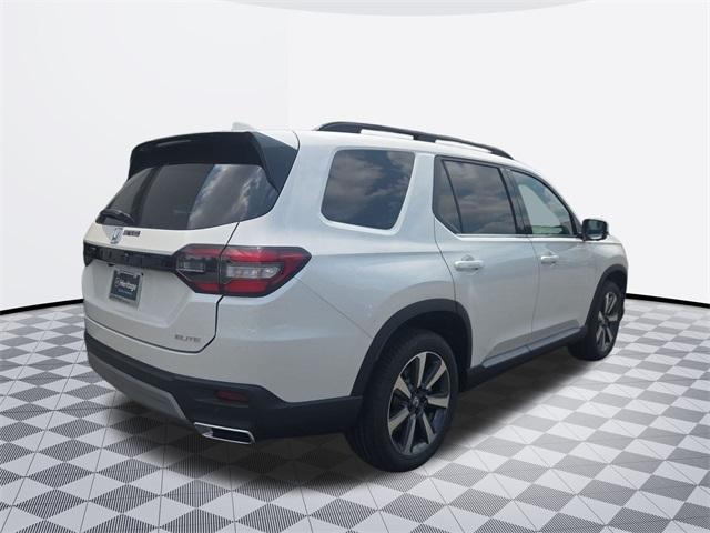 new 2025 Honda Pilot car, priced at $50,804