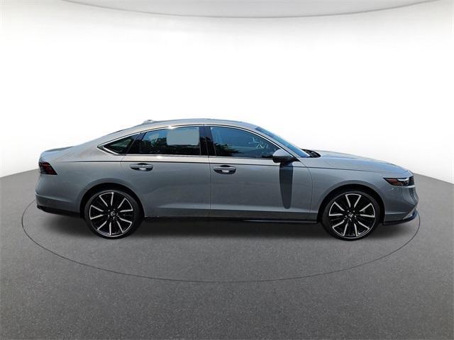 new 2025 Honda Accord Hybrid car, priced at $38,052