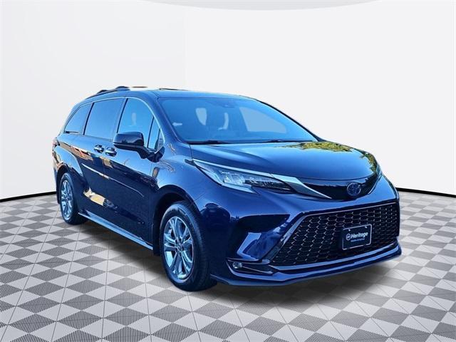 used 2022 Toyota Sienna car, priced at $38,500