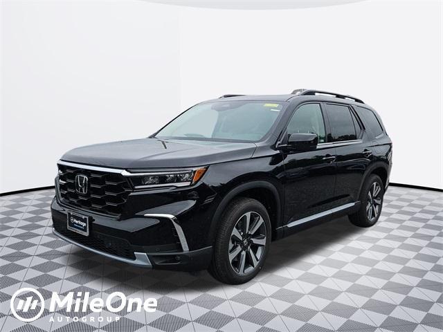 new 2025 Honda Pilot car, priced at $50,422