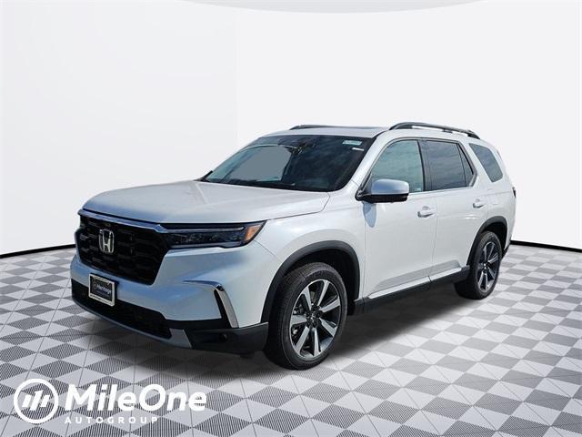 new 2025 Honda Pilot car, priced at $53,094