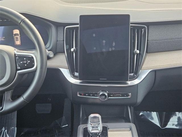 used 2025 Volvo XC90 car, priced at $48,500