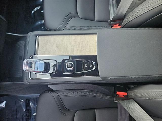 used 2025 Volvo XC90 car, priced at $48,500