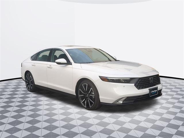 new 2025 Honda Accord Hybrid car