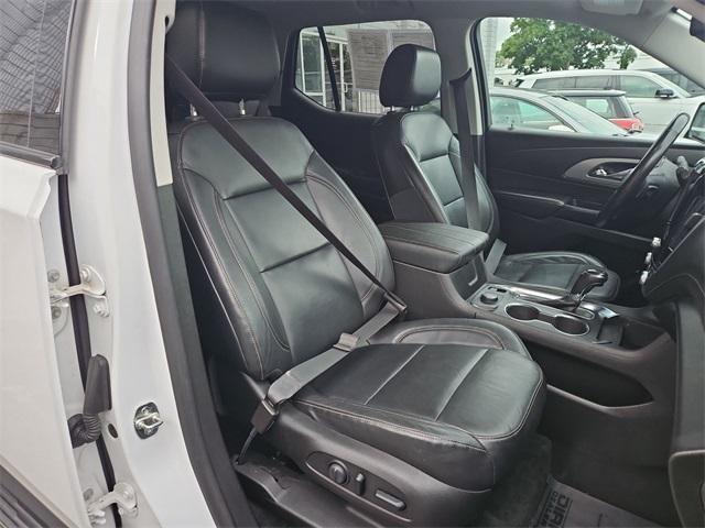 used 2019 Chevrolet Traverse car, priced at $19,600