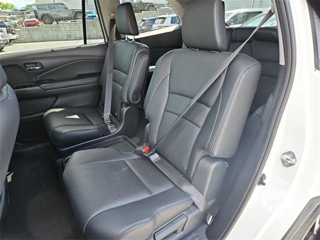 used 2021 Honda Pilot car, priced at $26,000