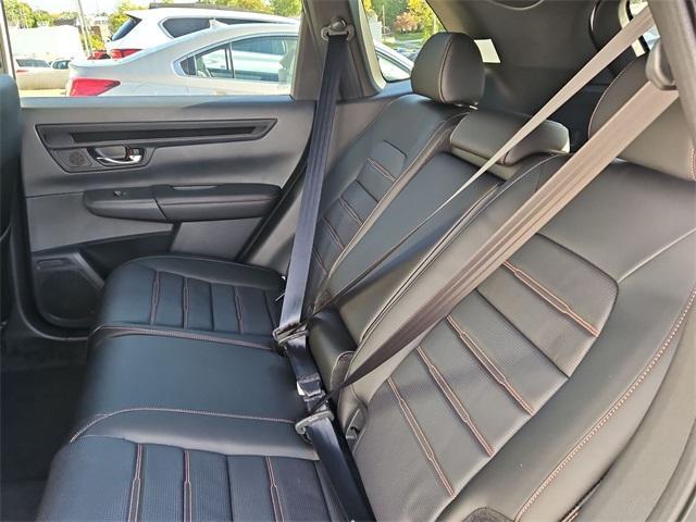 new 2026 Honda CR-V Hybrid car, priced at $40,015