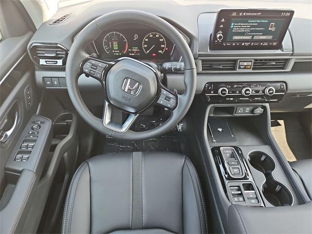 new 2025 Honda Pilot car, priced at $44,468