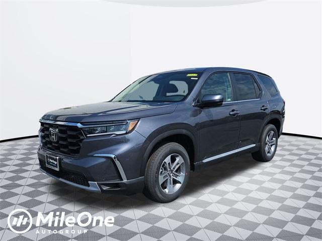 new 2025 Honda Pilot car, priced at $44,468