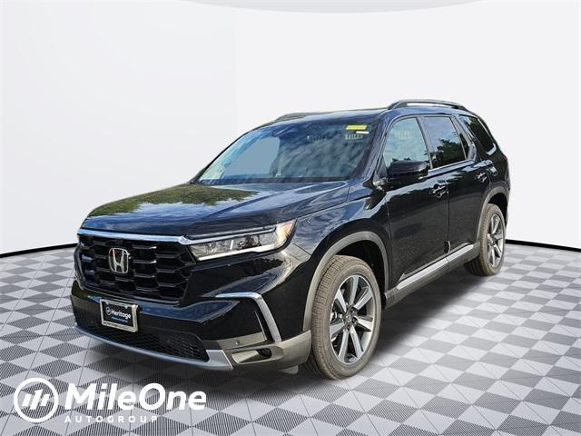 new 2025 Honda Pilot car, priced at $51,377