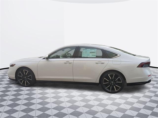 new 2025 Honda Accord Hybrid car