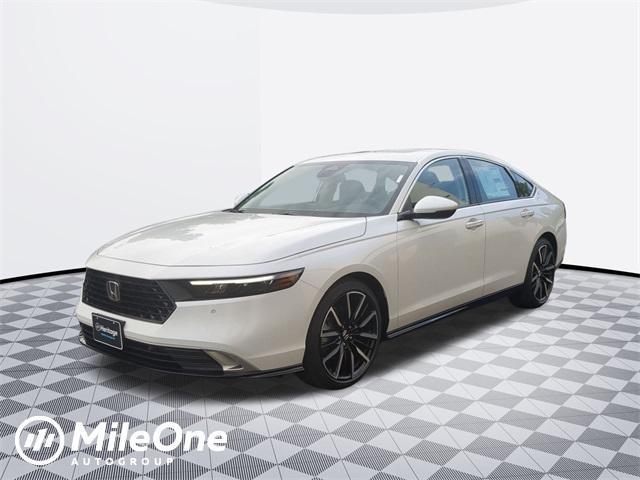 new 2025 Honda Accord Hybrid car