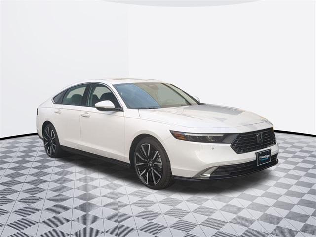 new 2025 Honda Accord Hybrid car