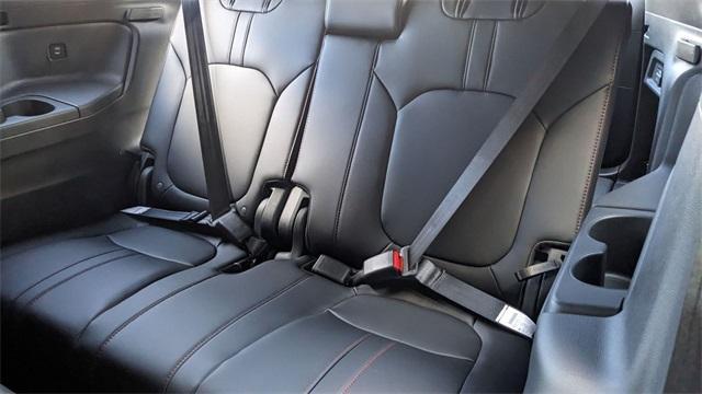 new 2025 Honda Pilot car, priced at $52,026