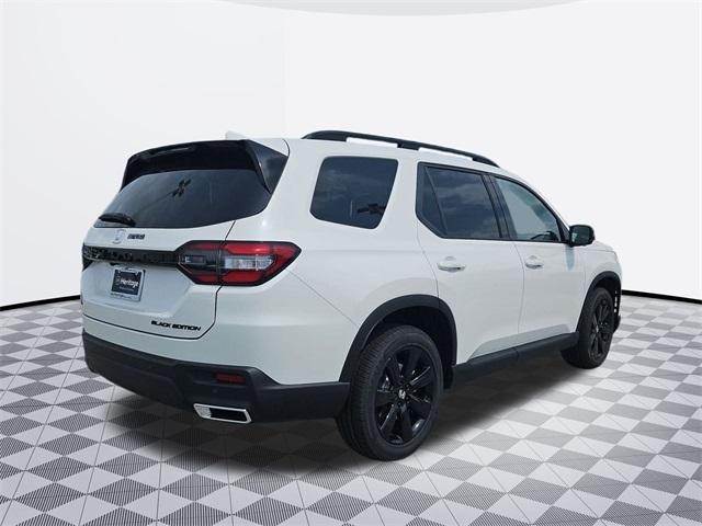 new 2025 Honda Pilot car, priced at $52,181