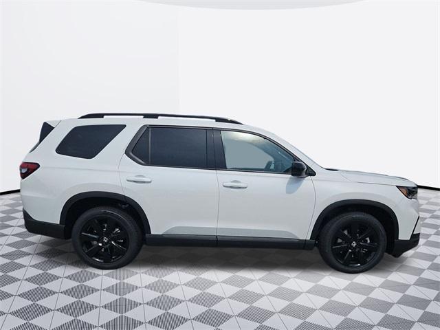 new 2025 Honda Pilot car, priced at $52,181
