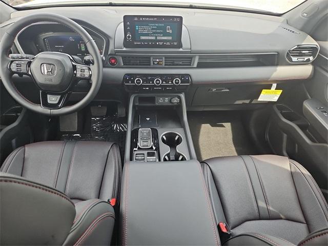 new 2025 Honda Pilot car, priced at $52,181