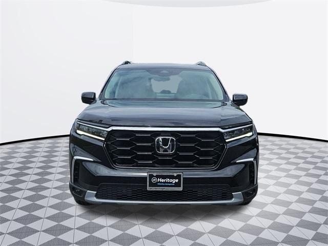 used 2023 Honda Pilot car, priced at $41,000