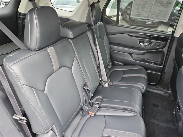 used 2023 Honda Pilot car, priced at $41,000