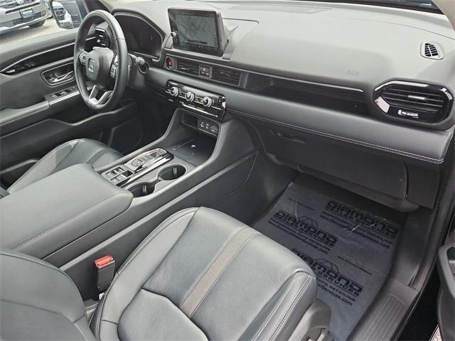 used 2023 Honda Pilot car, priced at $41,000