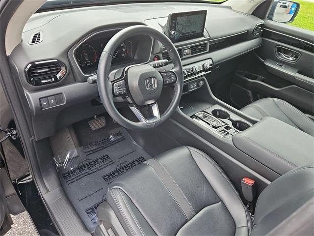 used 2023 Honda Pilot car, priced at $41,000