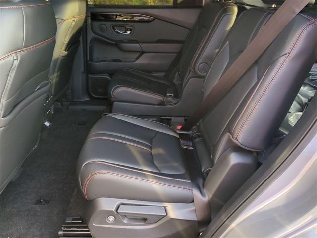 new 2025 Honda Pilot car, priced at $46,692