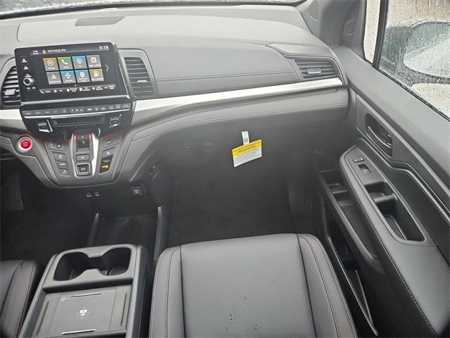 new 2025 Honda Odyssey car, priced at $43,008