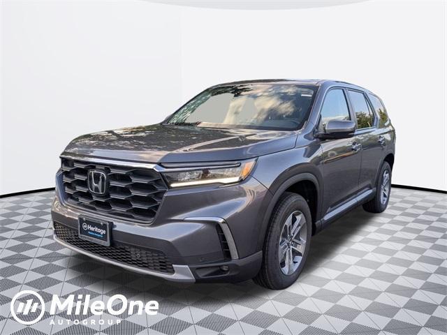 new 2025 Honda Pilot car, priced at $44,423