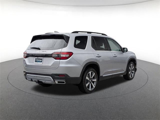new 2025 Honda Pilot car, priced at $48,018
