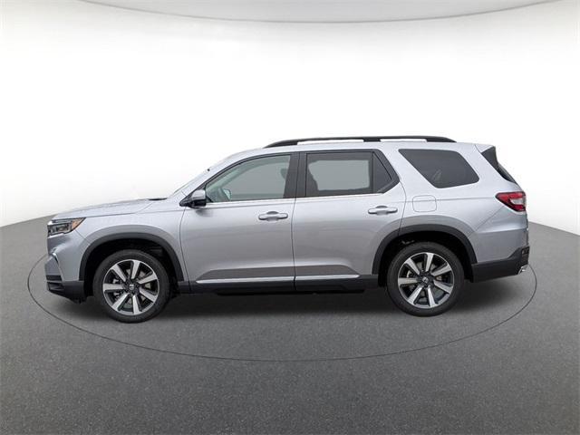 new 2025 Honda Pilot car, priced at $48,018